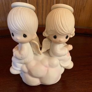 Like new precious moments statue